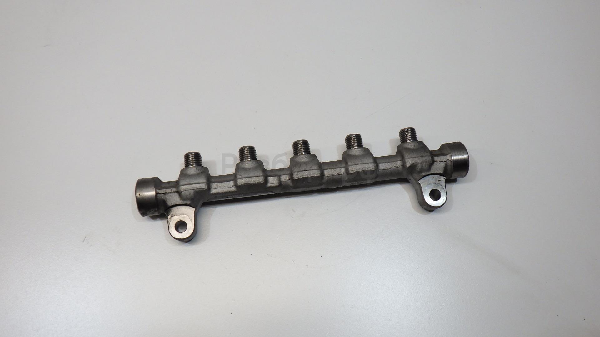 Рейка топливная (рампа)