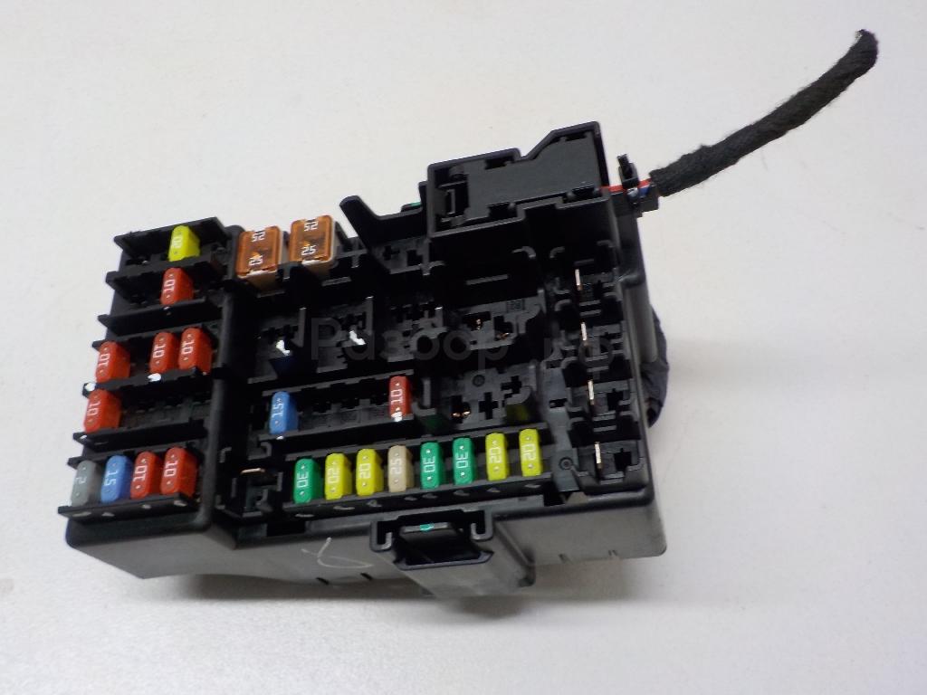 Блок предохранителей