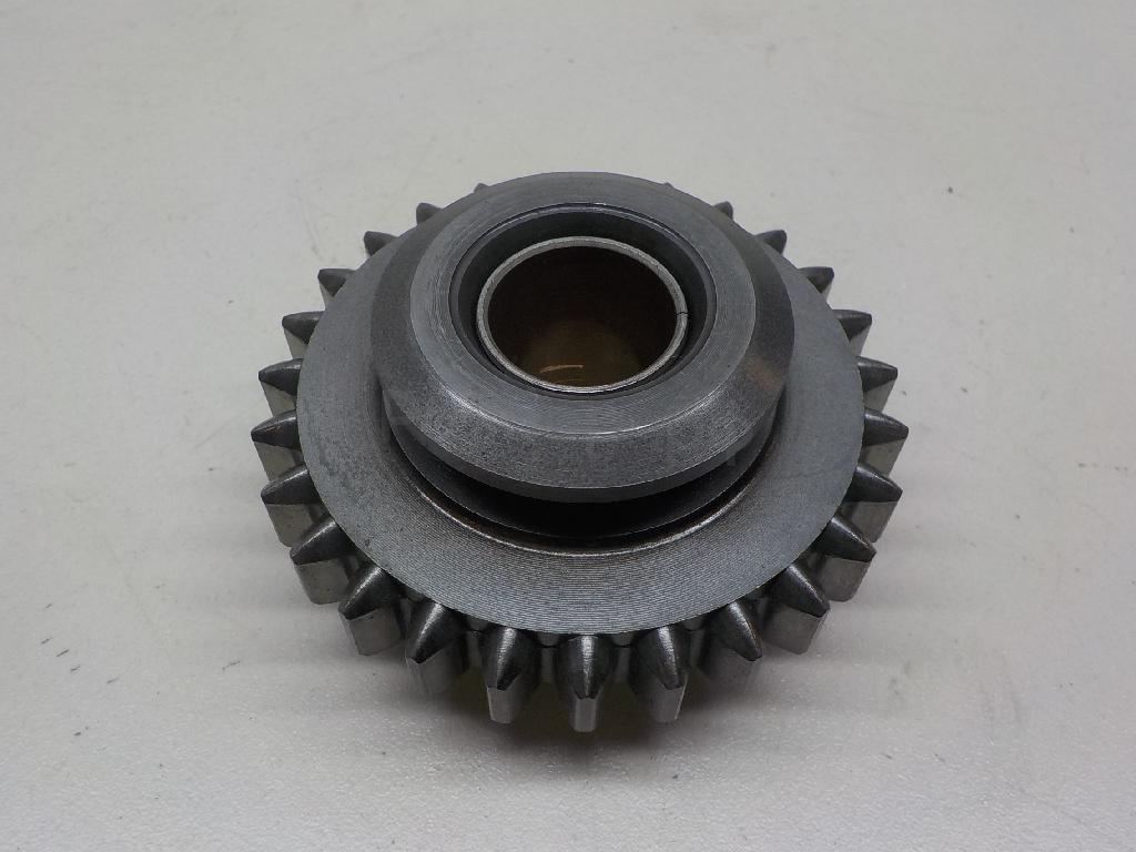 Шестерня задней передачи