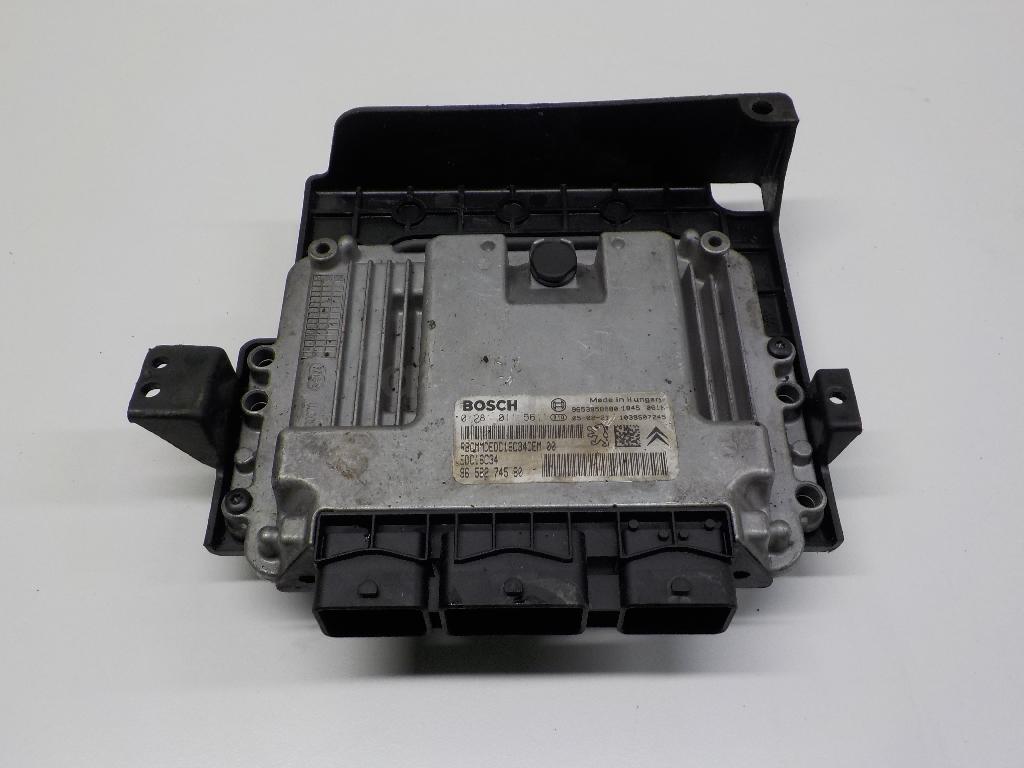 Блок управления двигателем